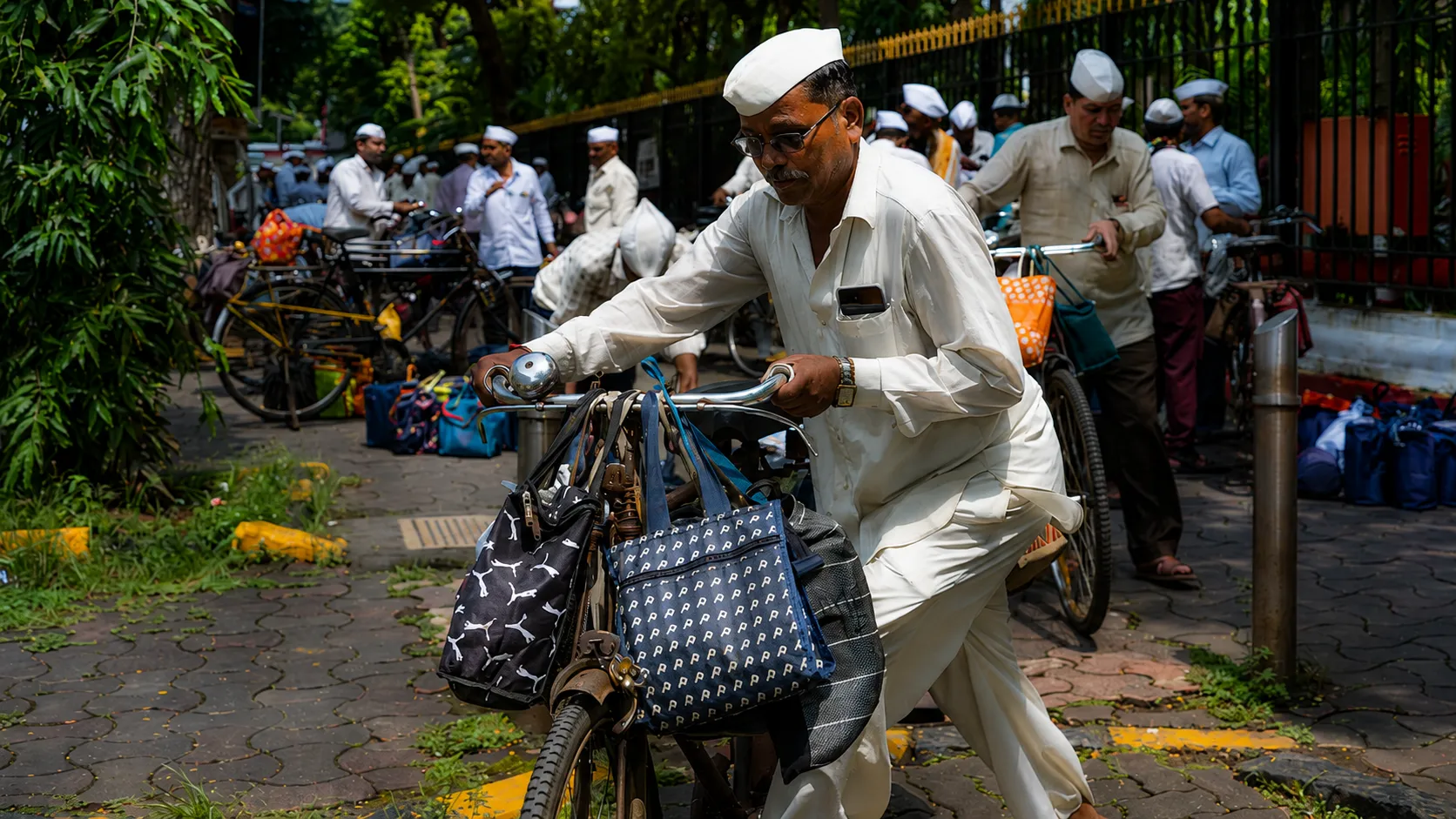 Mumbai's Dabbawalas in 2026 — How a 135-Year-Old Six Sigma Legend Is Coping With Work-From-Home, Swiggy, and a Shrinking Workforce