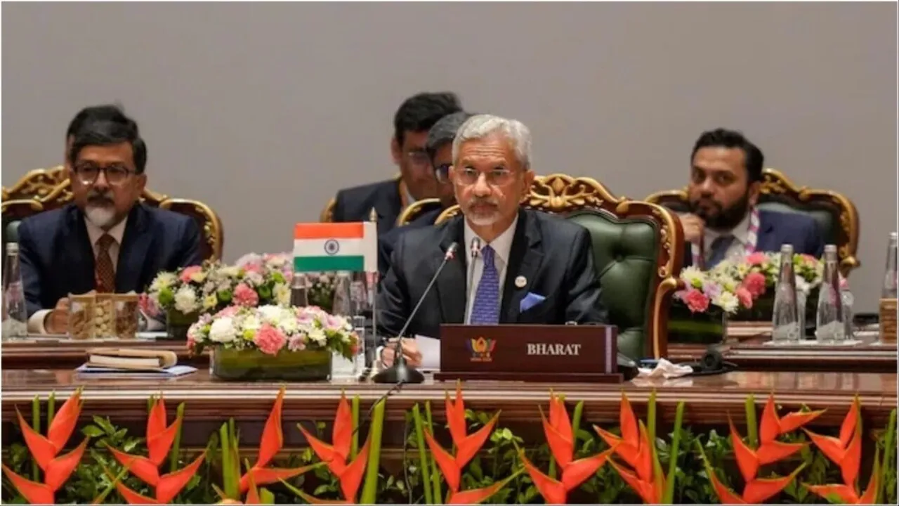 6a0acde1bf1aa-for-india--the-immediate-concern-is-energy-any-escalation-around-iran-and-the-strait-of-hormuz-has-182916369-16x9.jpg