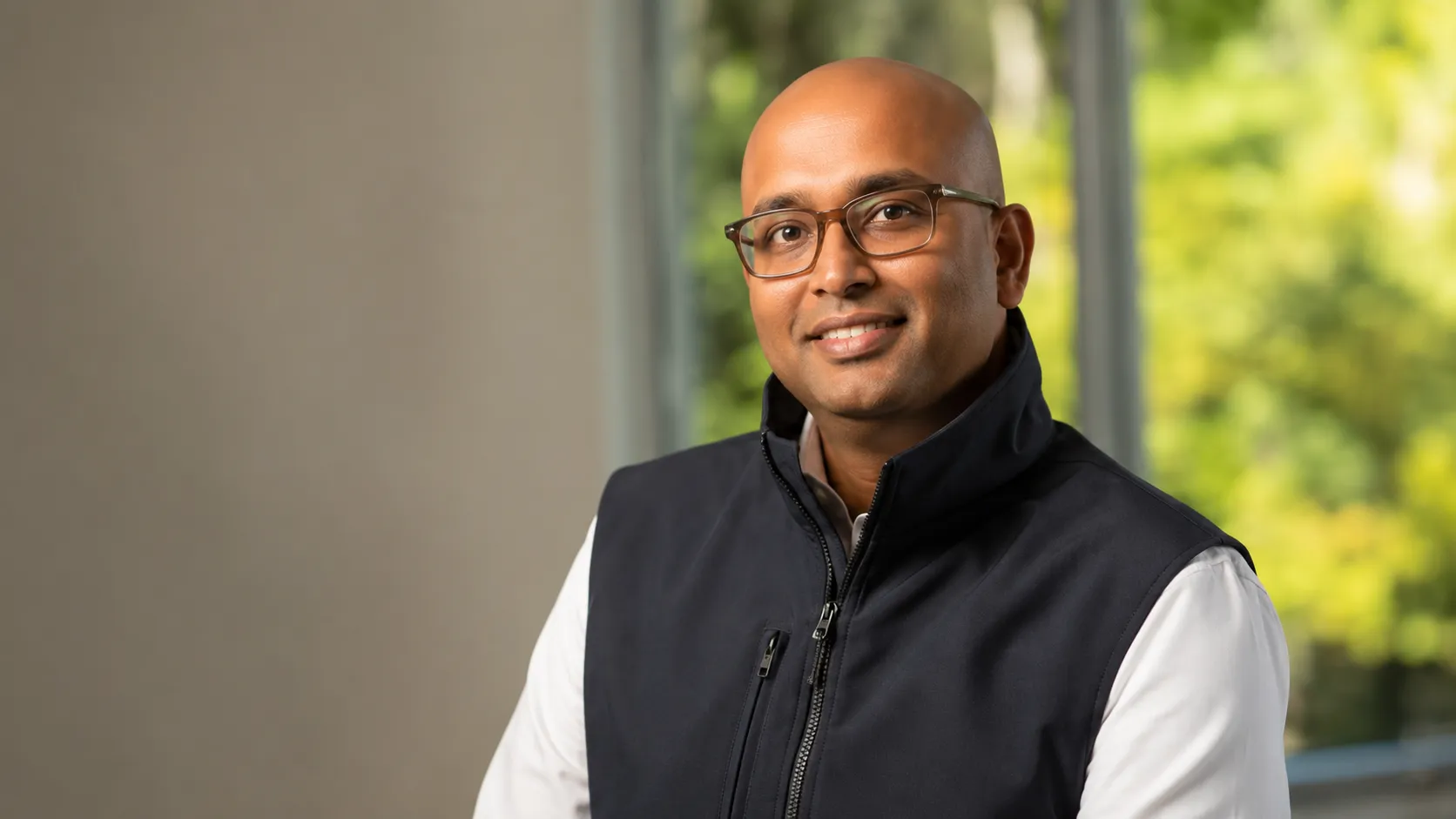 Meet Shankh Mitra: The Kolkata-Born CEO Who Just Became The World's Second Highest-Paid Executive