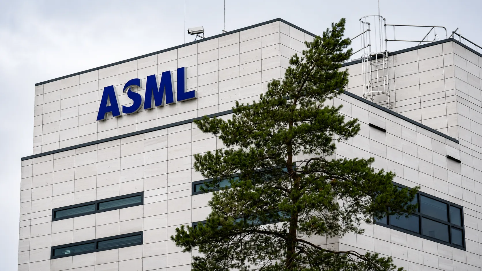 The One Company Every Chipmaker on Earth Depends On Just Raised Its Forecast — Again